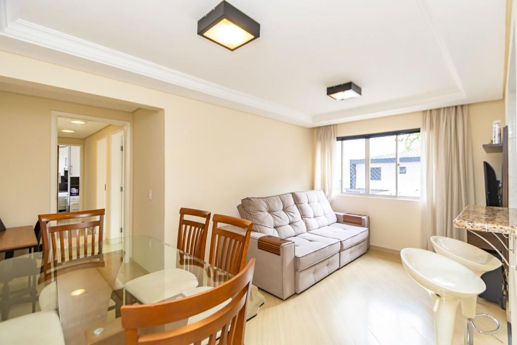 Apartamento em Curitiba - PR, no bairro Água Verde - Referência AP0728-VET6