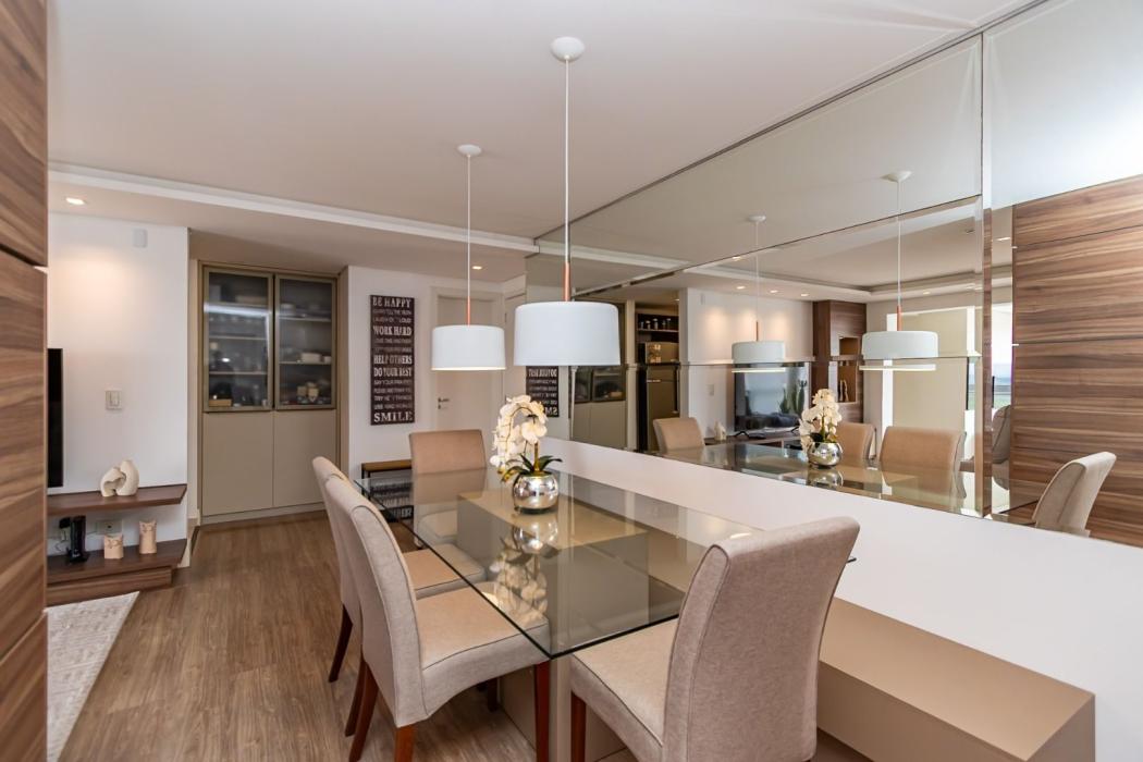 Apartamento em Curitiba - PR, no bairro Água Verde - Referência AP0731-VET6