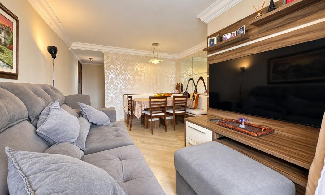  - APARTAMENTO com 3 dormitórios à venda por R$ 330.000,00 no bairro Pinheirinho - CURITIBA / PR