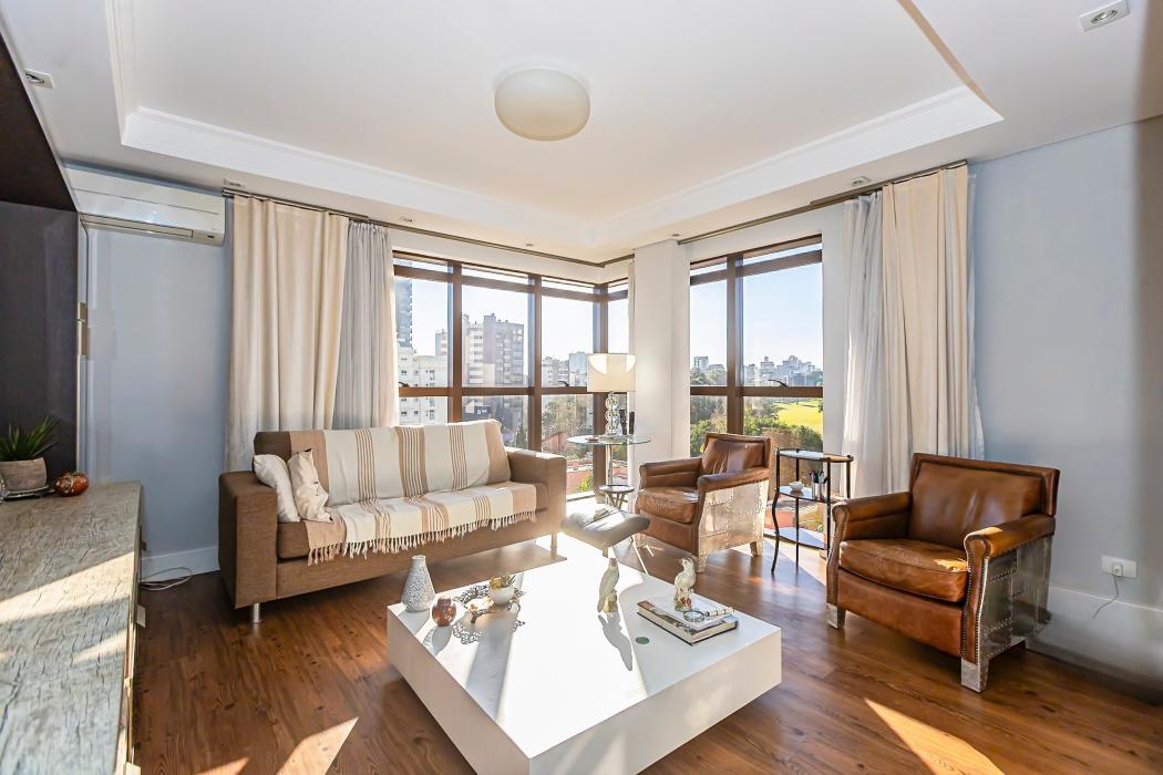  - Apartamento Exclusivo no Hugo Lange | Vista para o Graciosa Country Club | 3 Suítes | 152 m² Privativos 
