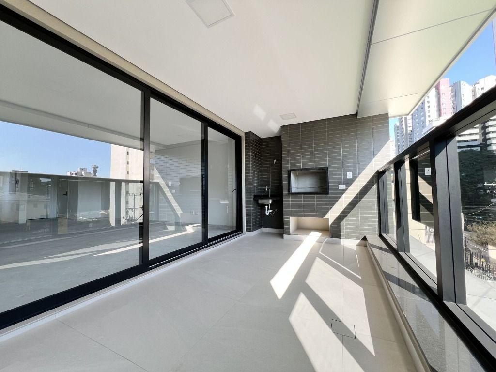 Apartamento em Curitiba - PR, no bairro Champagnat - Referência AP1118-SQU