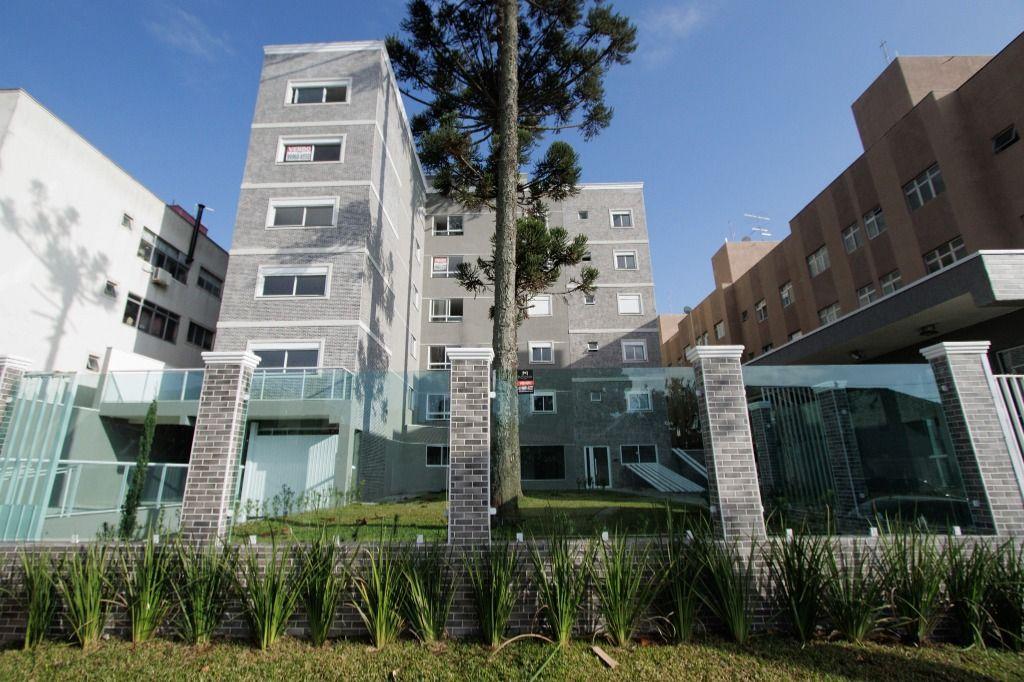 Apartamento em Curitiba - PR, no bairro Água Verde - Referência AP1162-VAT