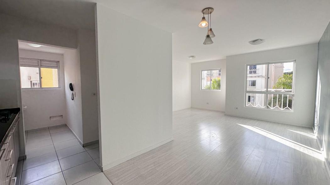 Apartamento em Curitiba - PR, no bairro Capão Raso - Referência AP1194-CONI