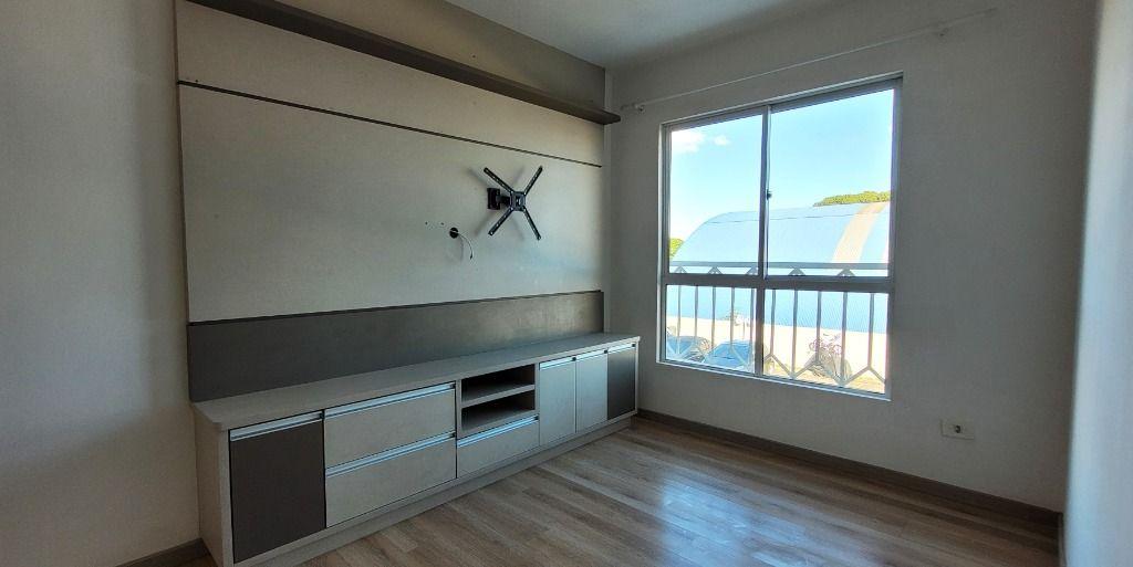  - Apartamento com 3 dormitórios à venda, 60 m² por R$ 460.000,00 - Capão Raso - Curitiba/PR