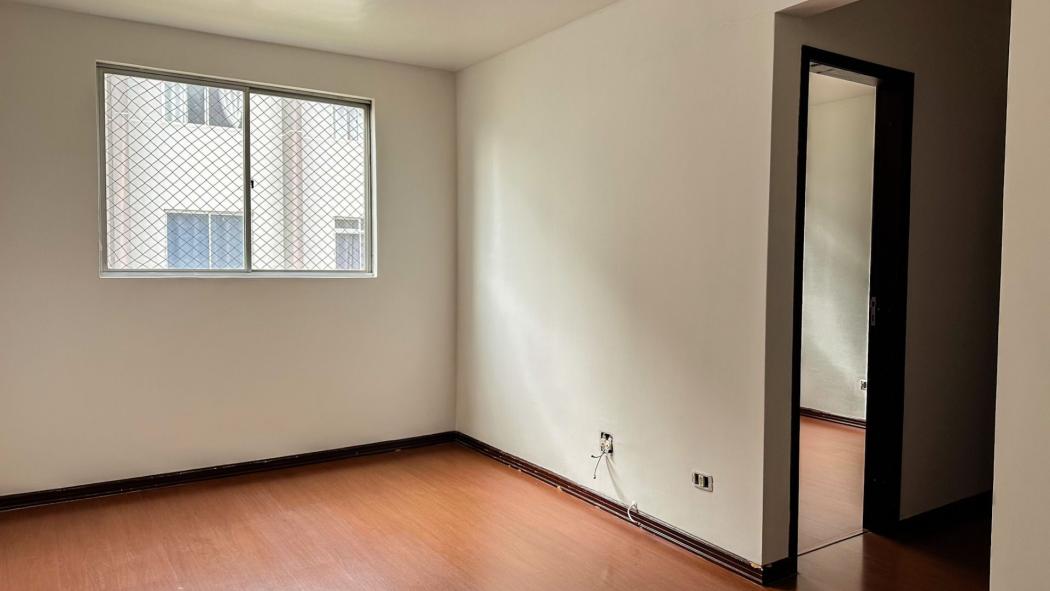  - Apartamento com 2 dormitórios à venda, 52 m² por R$ 280.000,00 - Lindóia - Curitiba/PR