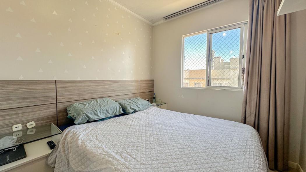  - Apartamento 2 Quartos, Sem mobiliado no 4° Andar – Condomínio Giardino (Capão Raso)