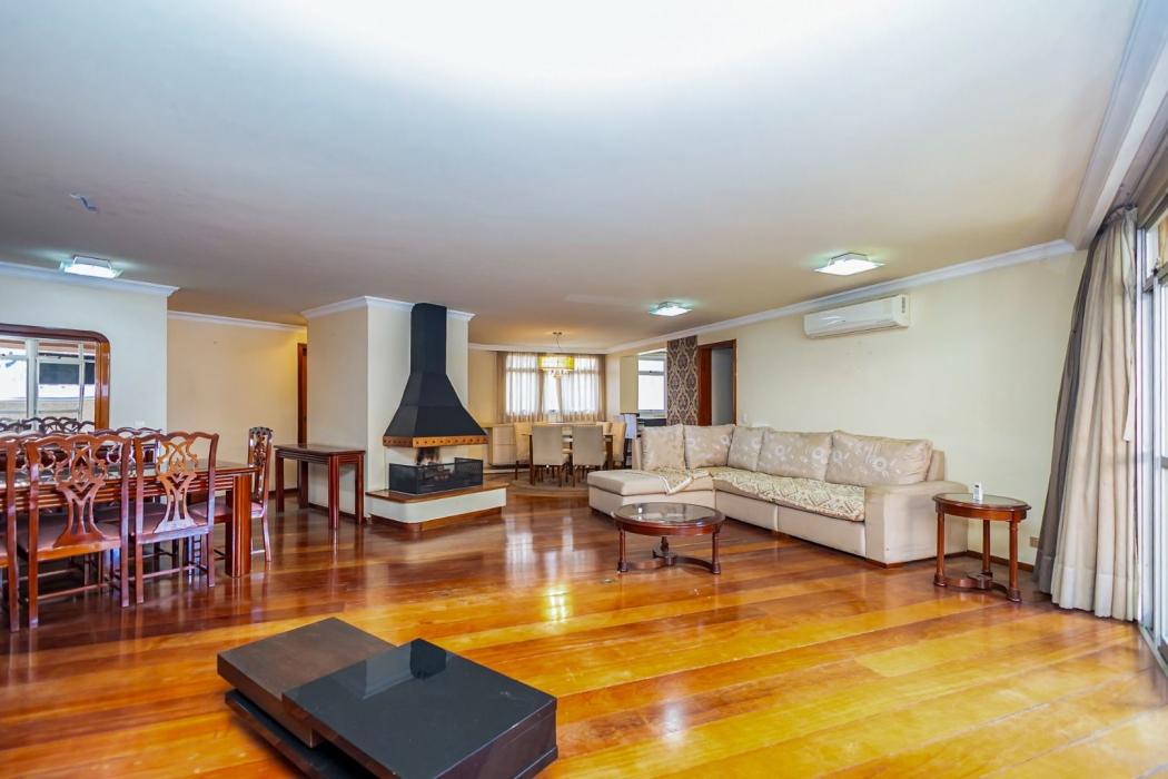 Apartamento em Curitiba - PR, no bairro Batel - Referência AP1321-RIH9