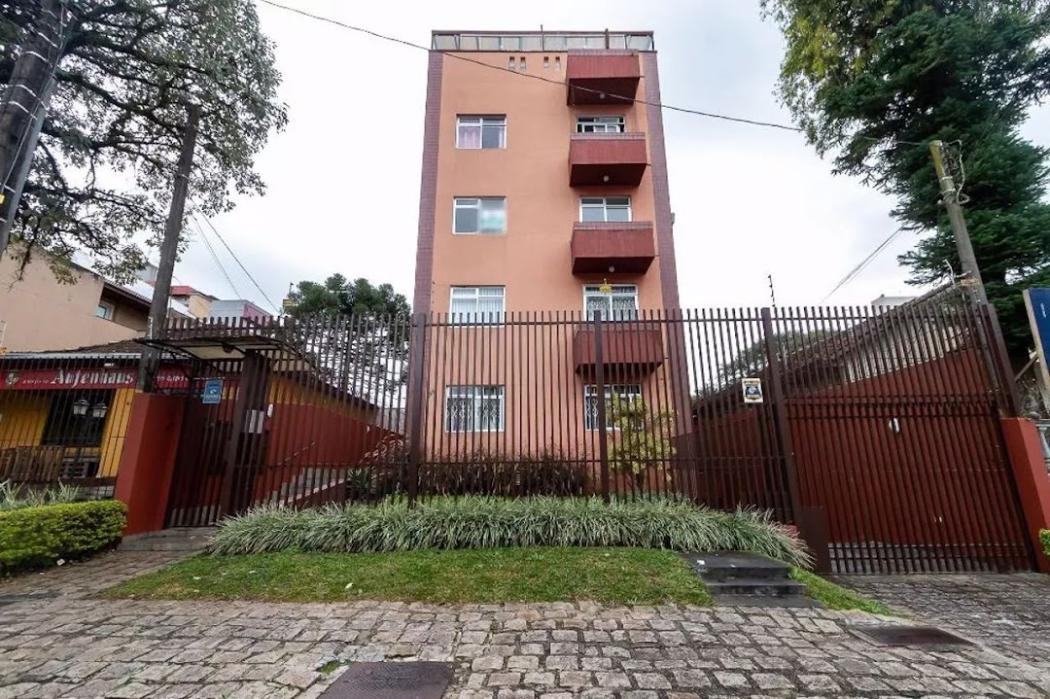 Apartamento à venda em Água Verde, Curitiba — Fava Imóveis