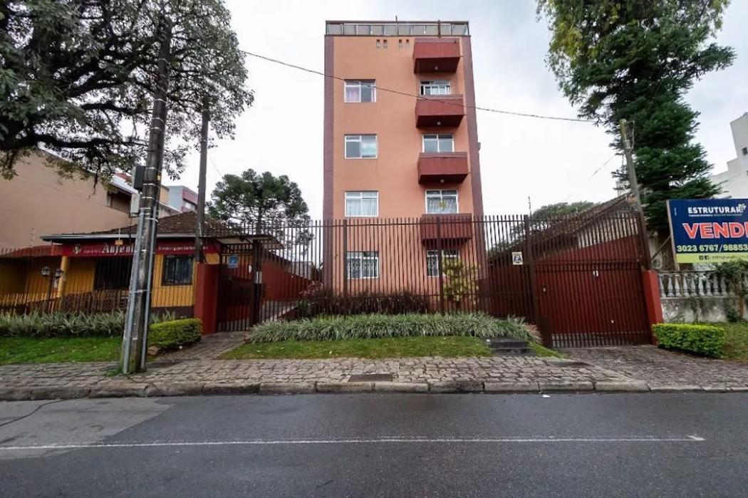 Apartamento à venda em Água Verde, Curitiba — Fava Imóveis