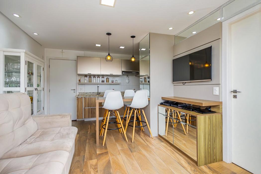 Apartamento em Curitiba - PR, no bairro Portão - Referência AP1713-A3MA