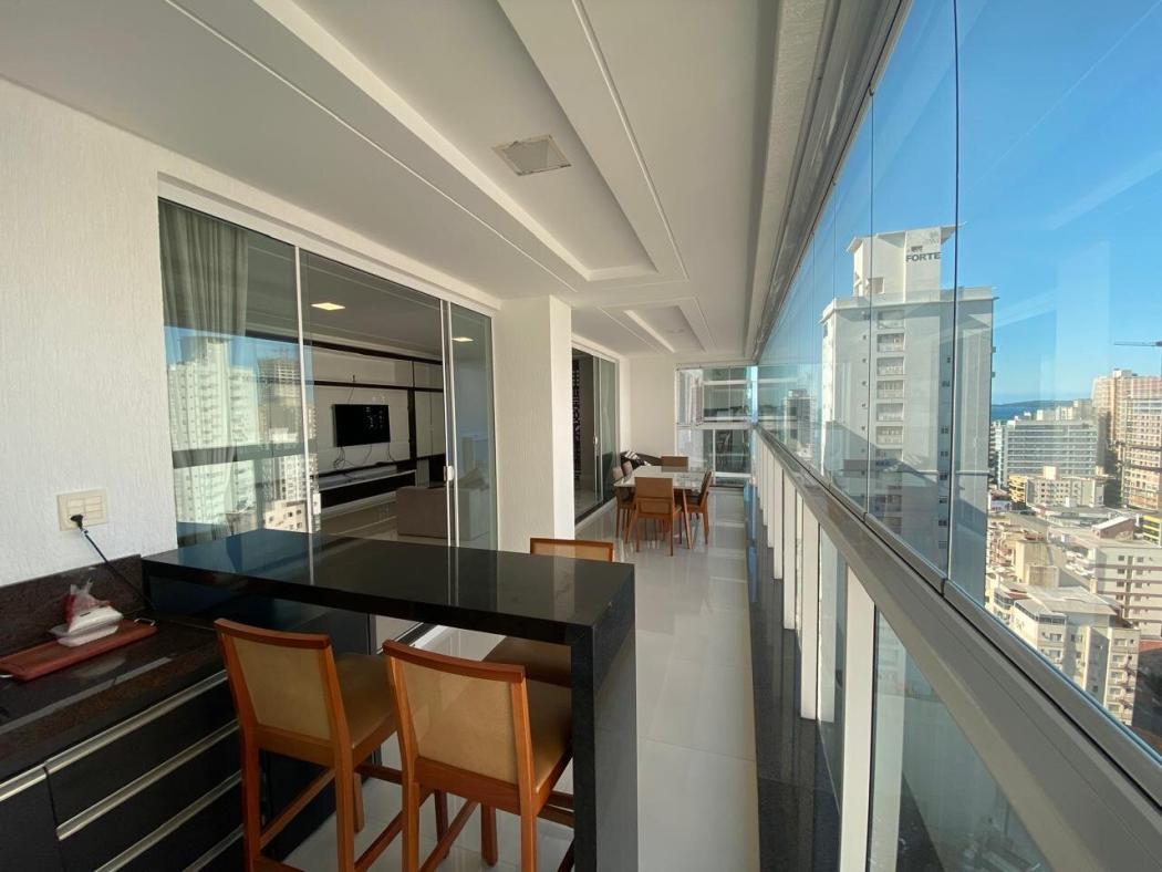 Apartamento em ITAPEMA - PR, no bairro Meia Praia - Referência AP1777-JM-RIC