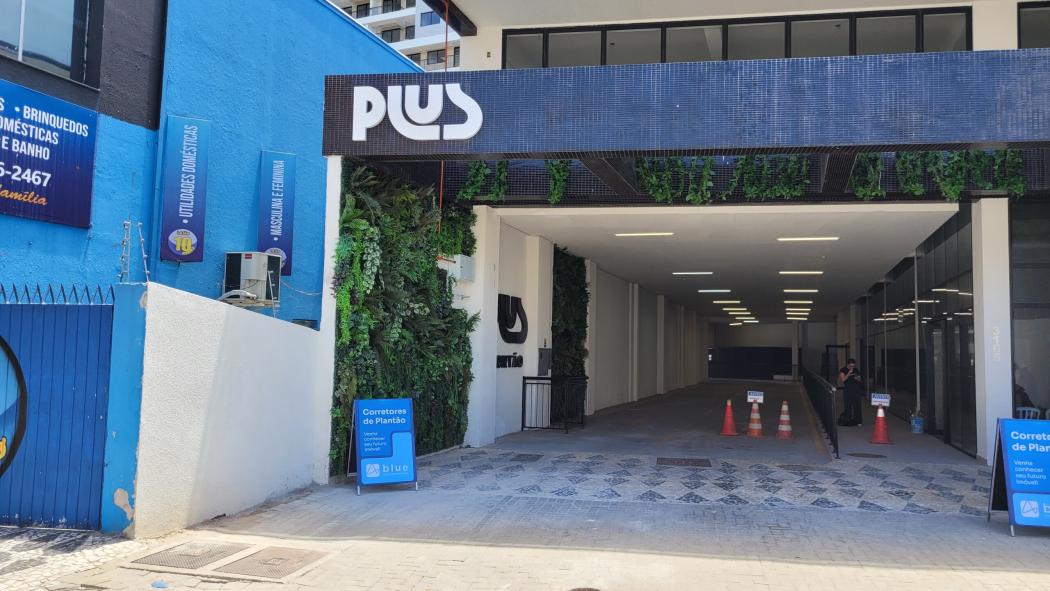 Apartamento em CURITIBA - PR, no bairro Portão - Referência AP1824-CT-RIC