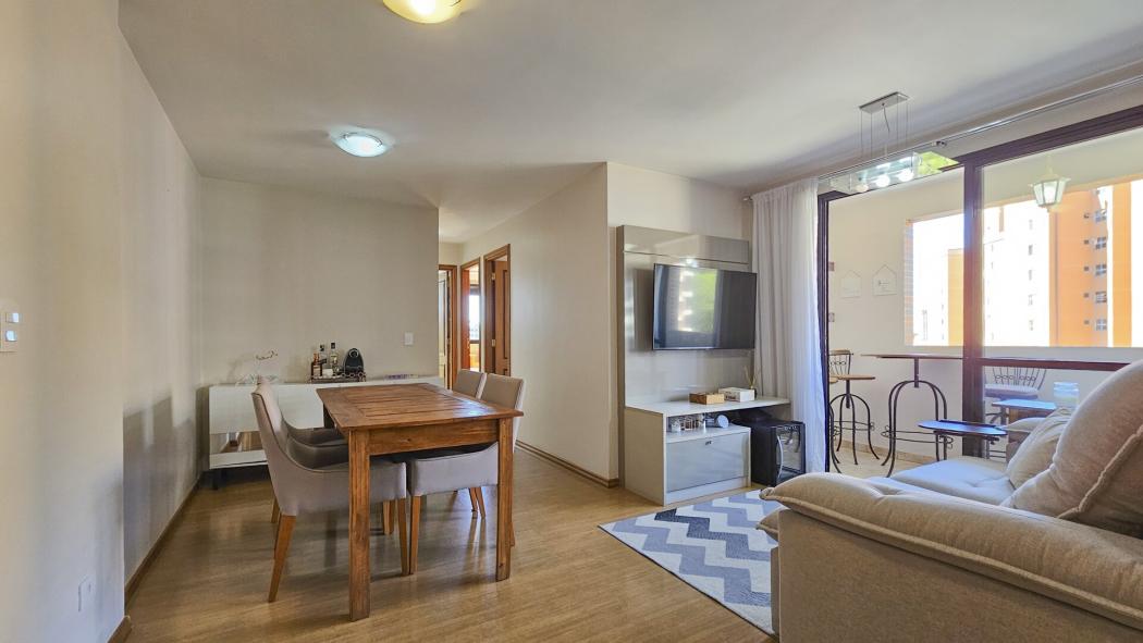 Apartamento à venda em Ahú, Curitiba — Fava Imóveis
