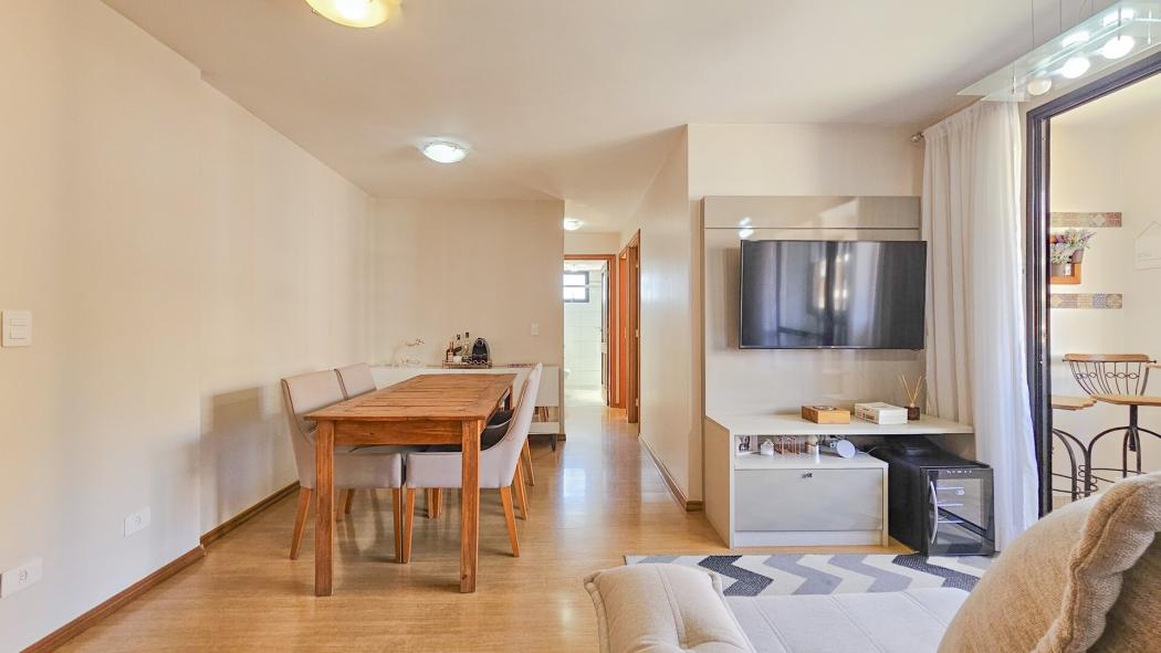 Apartamento à venda em Ahú, Curitiba — Fava Imóveis