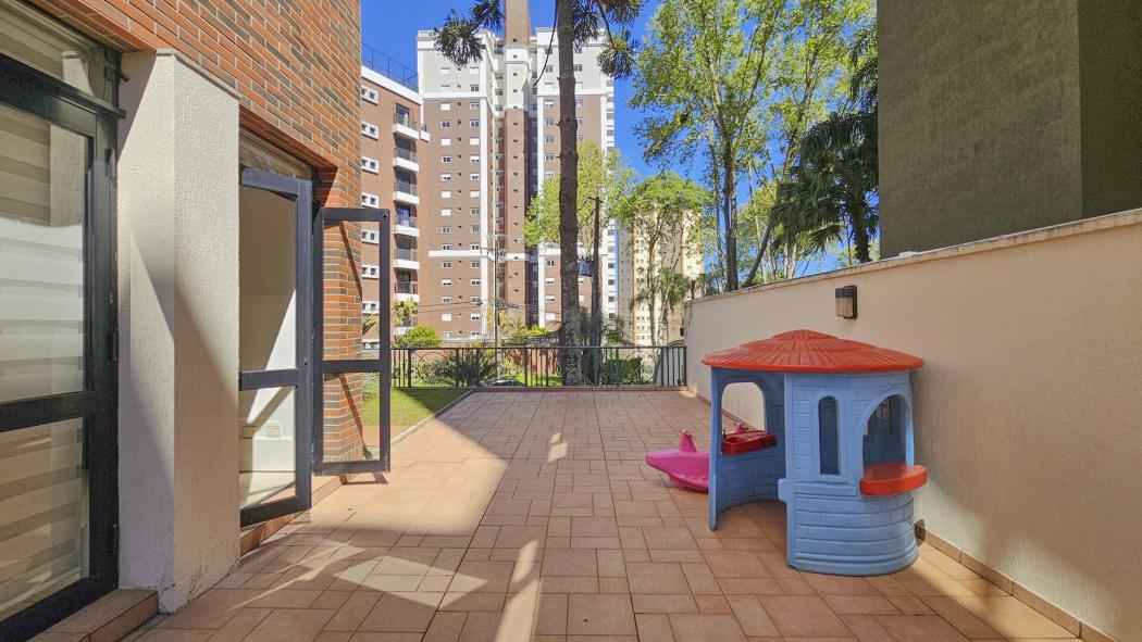 Apartamento à venda em Ahú, Curitiba — Fava Imóveis
