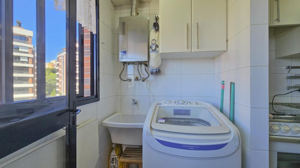 Apartamento à venda em Ahú, Curitiba — Fava Imóveis