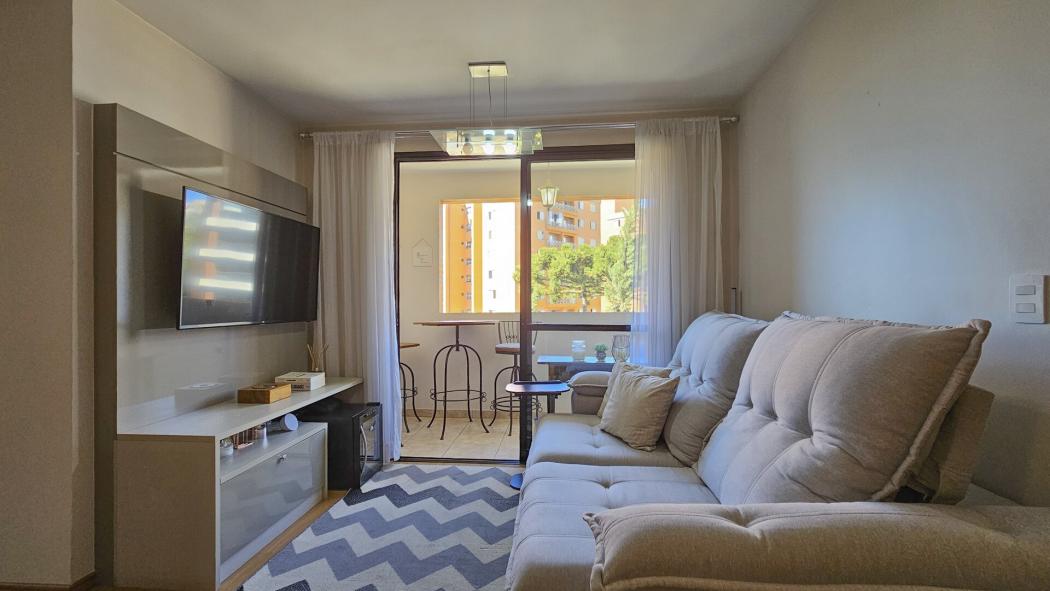 Apartamento à venda em Ahú, Curitiba — Fava Imóveis