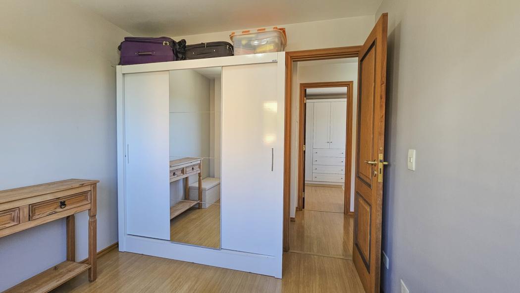 Apartamento à venda em Ahú, Curitiba — Fava Imóveis