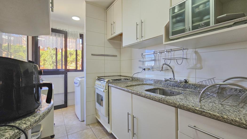 Apartamento à venda em Ahú, Curitiba — Fava Imóveis