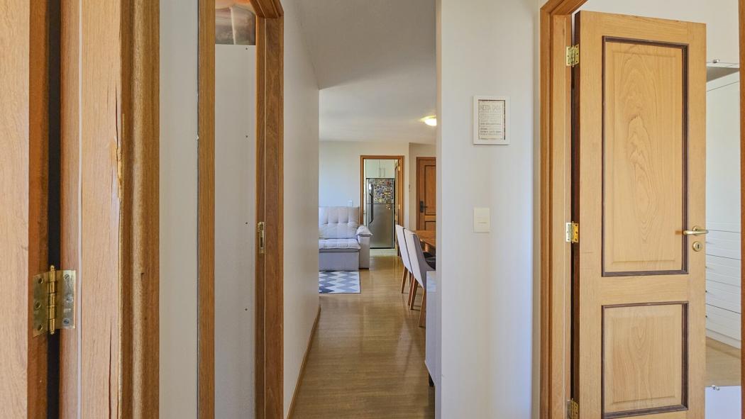 Apartamento à venda em Ahú, Curitiba — Fava Imóveis