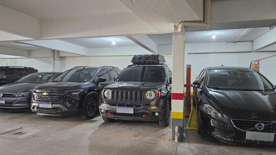 Apartamento à venda em Ahú, Curitiba — Fava Imóveis