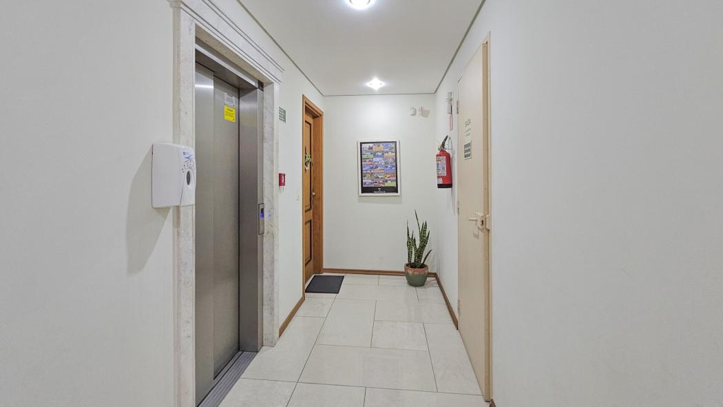 Apartamento à venda em Ahú, Curitiba — Fava Imóveis