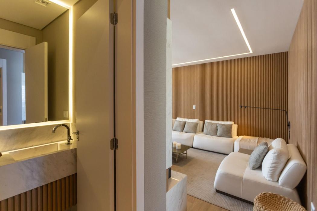  - Apartamento com 3 dormitórios à venda, 107 m² por R$ 1.464. - Centro - Curitiba/PR