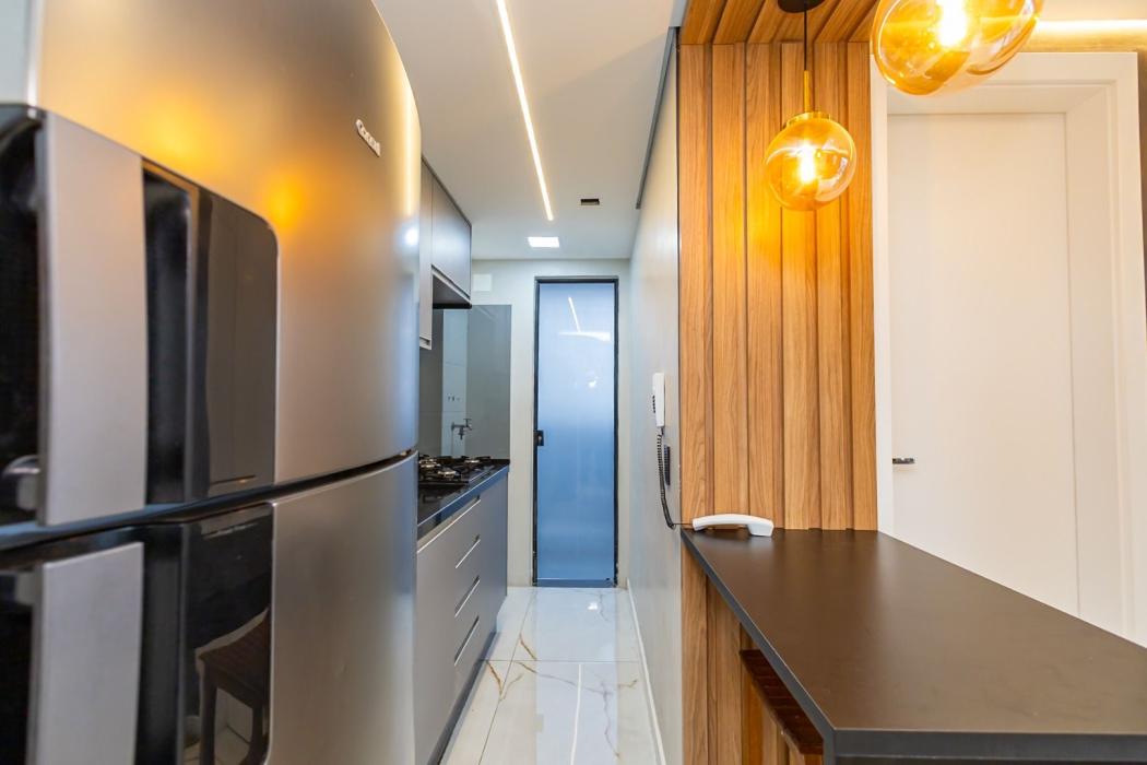 Apartamento em Curitiba - PR, no bairro Agua Verde - Referência AP1950-FGME