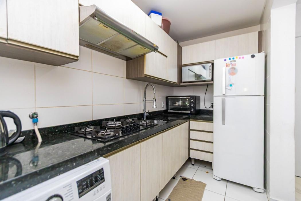 Apartamento com 2 dormitórios semi mobiliado, sacada com churrasqueira, 58 m² por R$ 279.900 - Parque da Fonte - São José dos Pinhais/PR