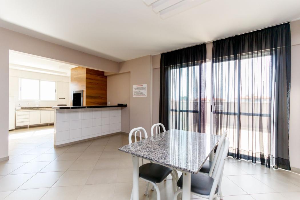 Apartamento à venda em Capão Raso, Curitiba — Fava Imóveis