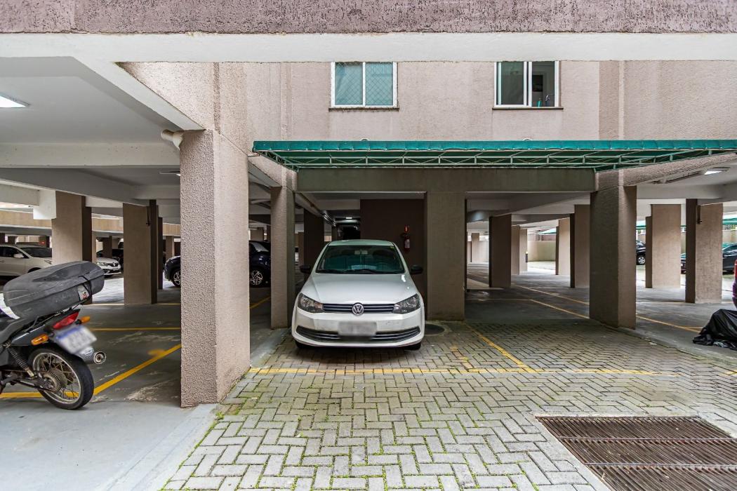 Apartamento à venda em Capão Raso, Curitiba — Fava Imóveis