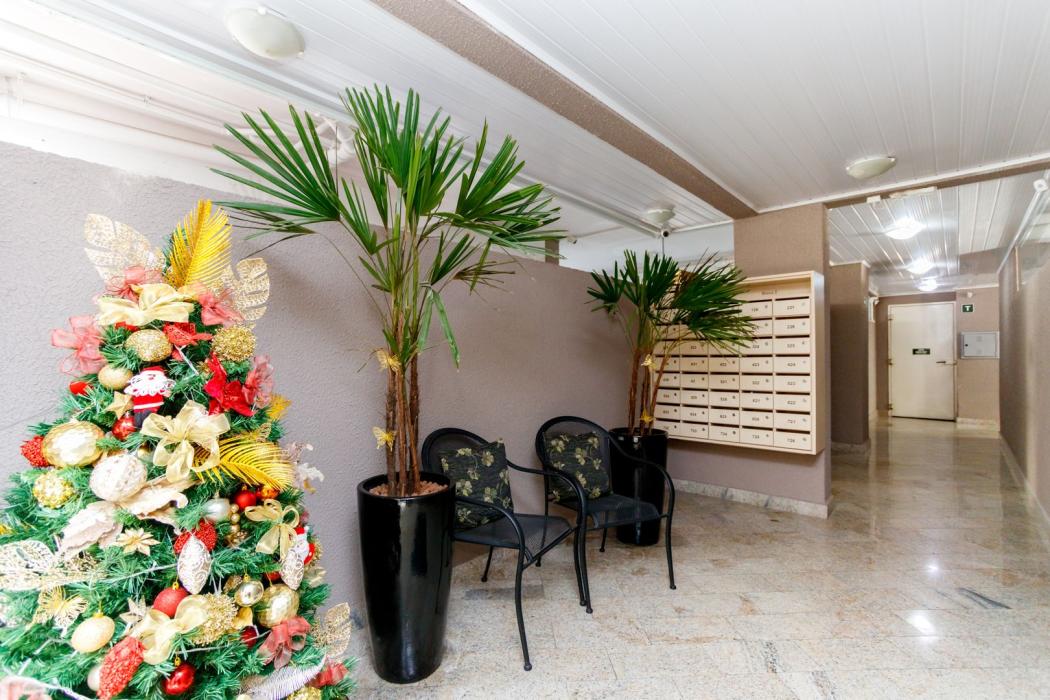 Apartamento à venda em Capão Raso, Curitiba — Fava Imóveis