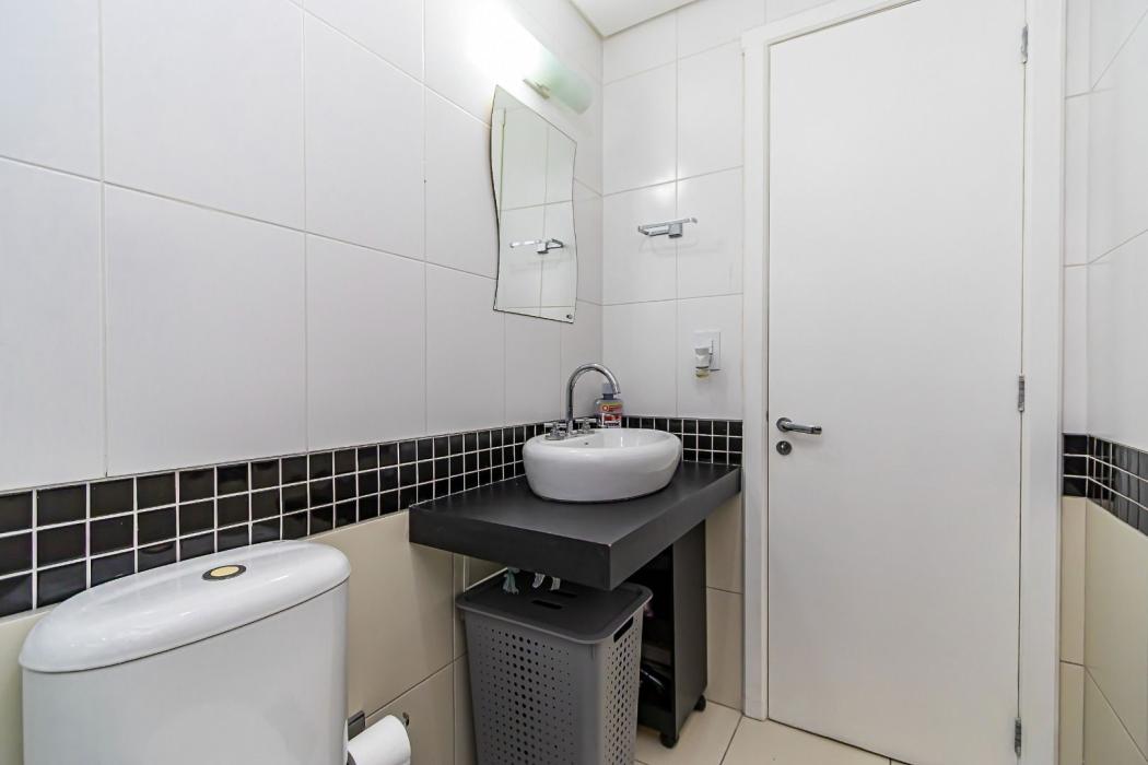 Apartamento à venda em Capão Raso, Curitiba — Fava Imóveis