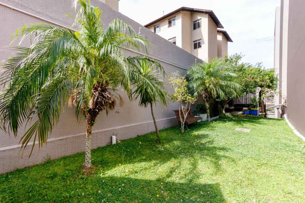 Apartamento à venda em Capão Raso, Curitiba — Fava Imóveis