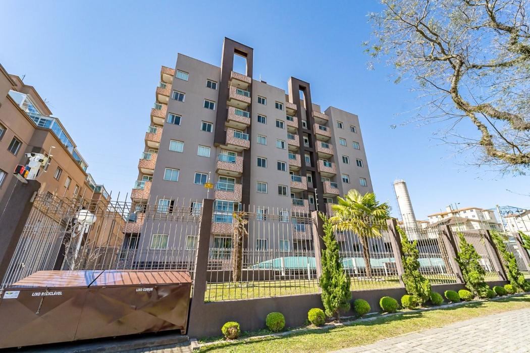 Apartamento à venda em Capão Raso, Curitiba — Fava Imóveis