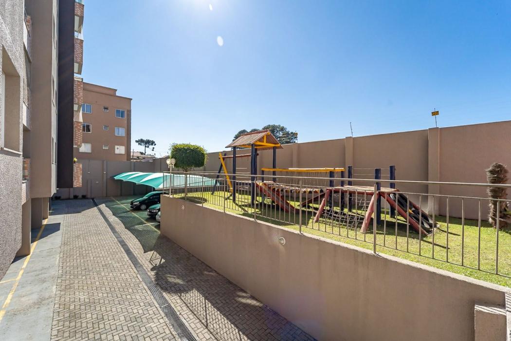 Apartamento à venda em Capão Raso, Curitiba — Fava Imóveis