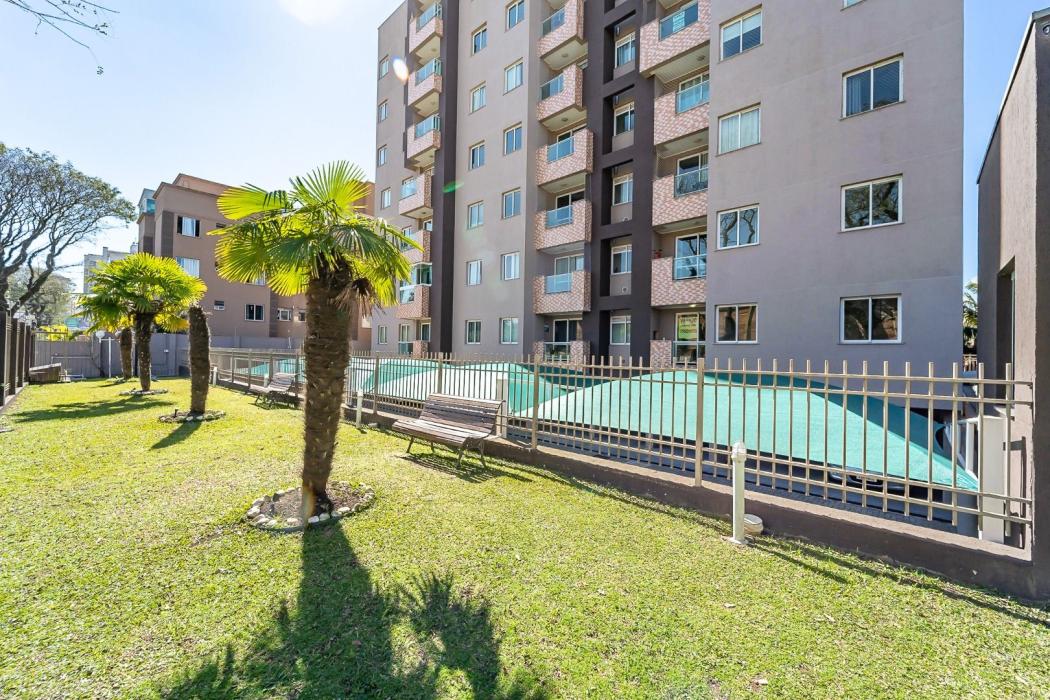 Apartamento à venda em Capão Raso, Curitiba — Fava Imóveis