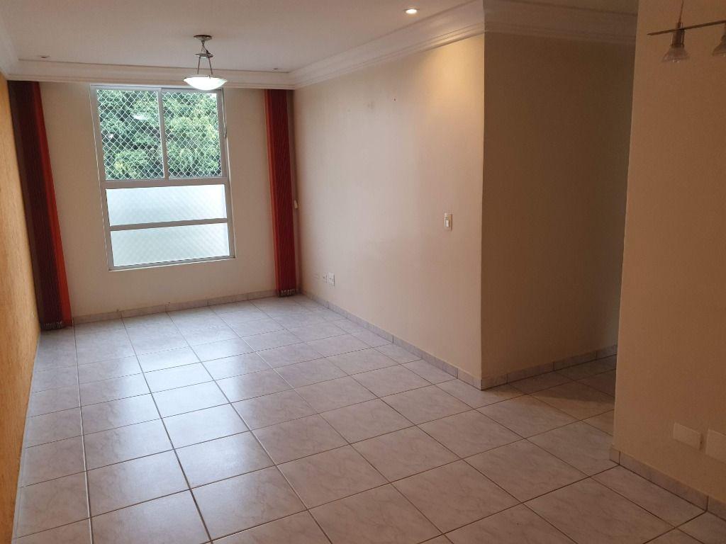 Apartamento em Curitiba - PR, no bairro Novo Mundo - Referência AP2727-ASI