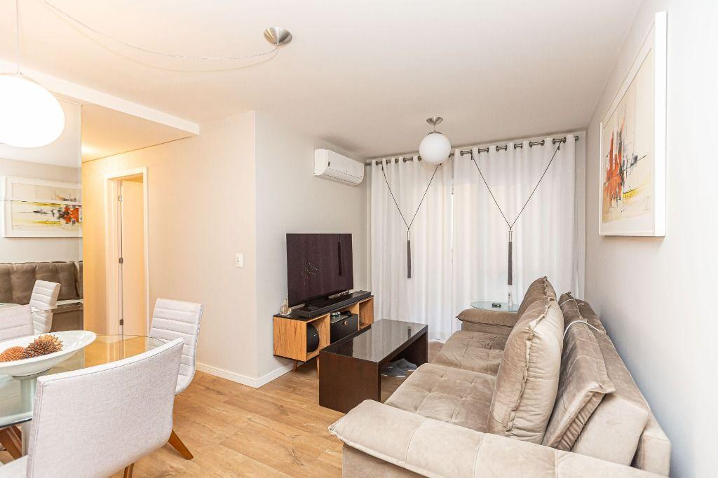 Apartamento em Curitiba - PR, no bairro Água Verde - Referência AP3293-ASI