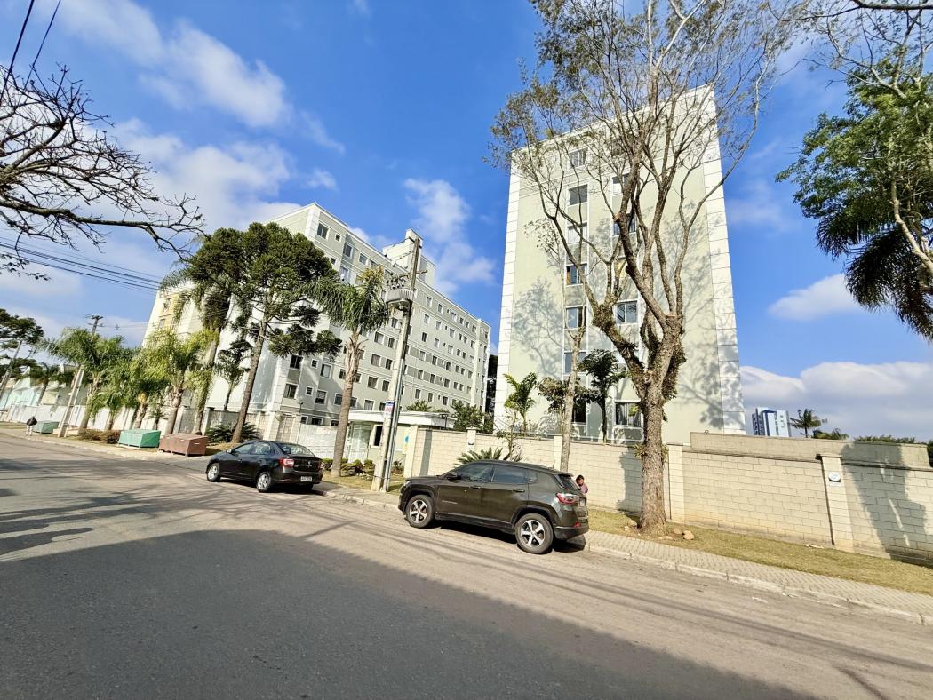 Apartamento em CURITIBA - PR, no bairro Santa Cândida - Referência AP441X-H4I