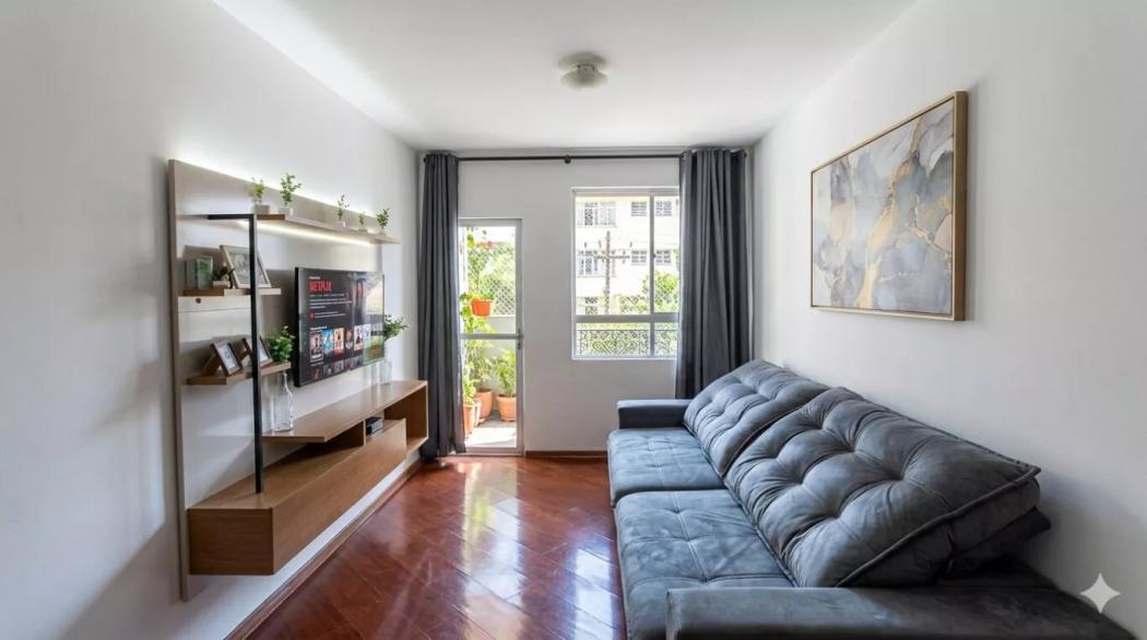  - Apartamento Cristo Rei 90 m2 úteis, 3 dorm(1suíte) 1 vaga