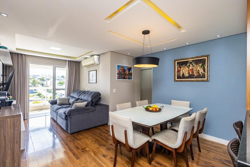 Apartamento em CURITIBA - PR, no bairro Tingui - Referência AP886-COMC