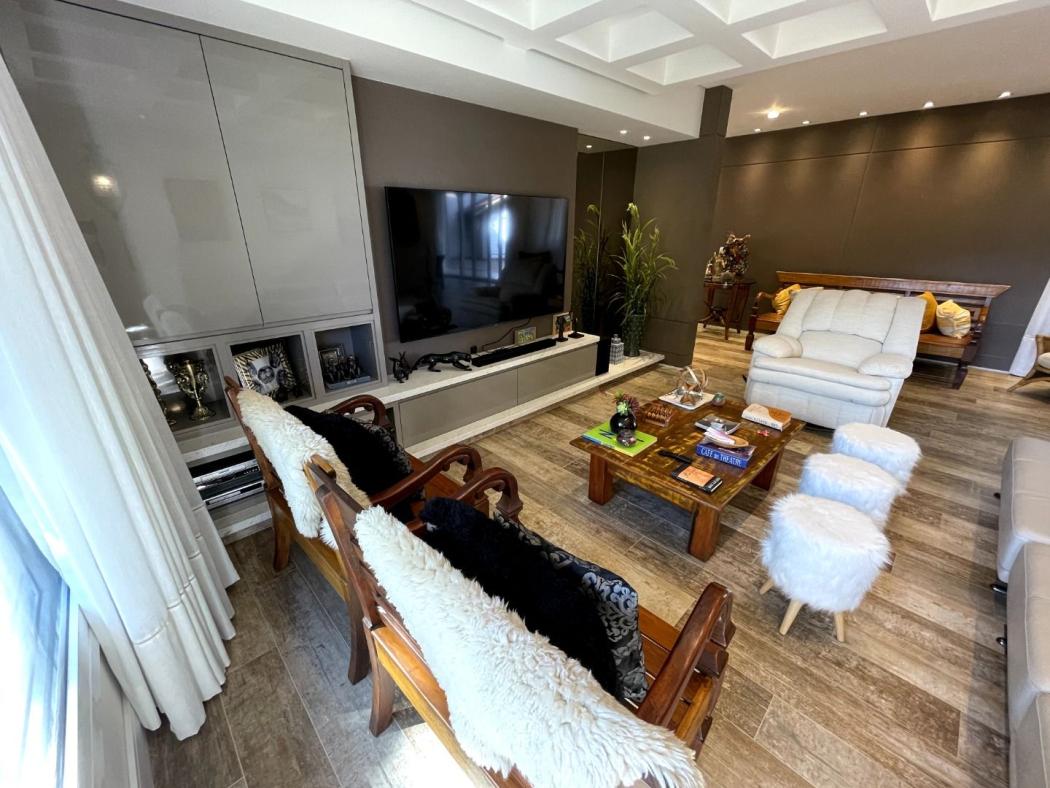  - ÁREA à venda com 111440m² por R$ 15.700.000,00 no bairro Ólhos d'Água - CAMPINA GRANDE DO SUL / PR