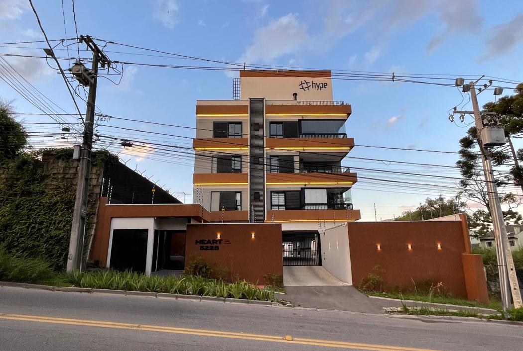 Apartamento em CURITIBA - PR, no bairro Santa Felicidade - Referência AT202725-VIVA