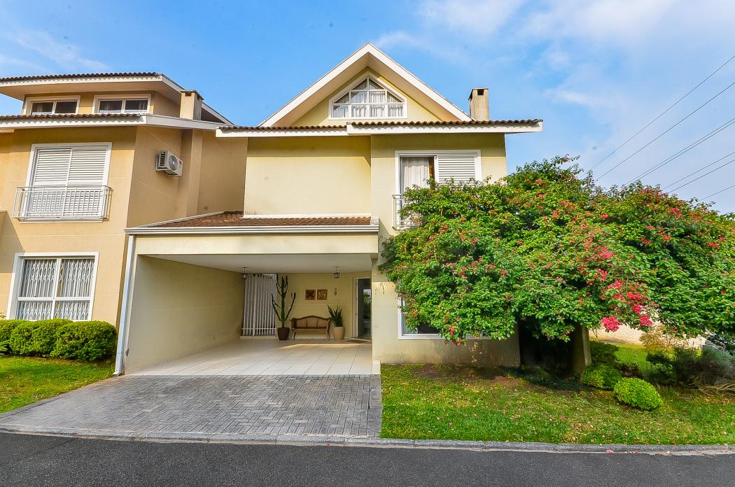 Condomínio em CURITIBA - PR, no bairro Santa Felicidade - Referência AT402324-VIVA