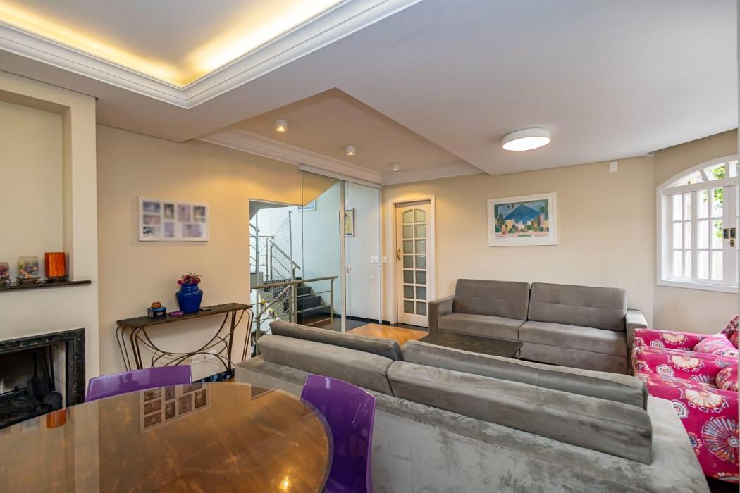 Casa à venda com 4 quartos, 302m² - Campo Comprido,Curitiba 