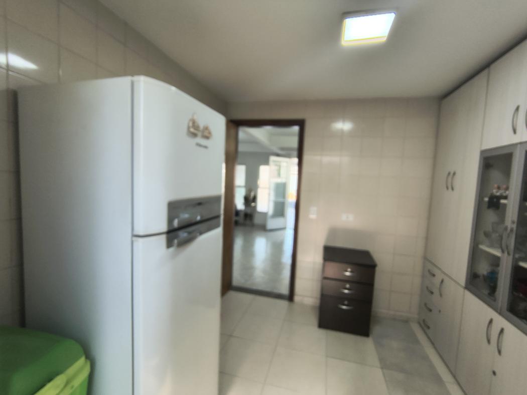 Casa à venda em Xaxim, Curitiba — Fava Imóveis