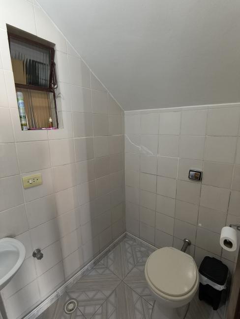 Casa à venda em Xaxim, Curitiba — Fava Imóveis