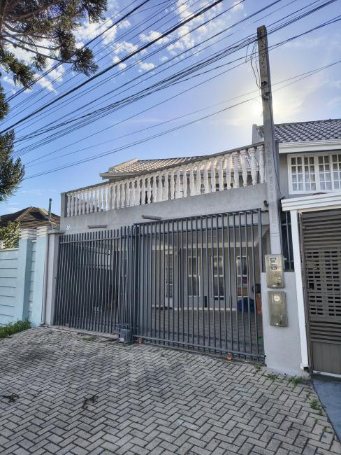 Casa à venda em Xaxim, Curitiba — Fava Imóveis