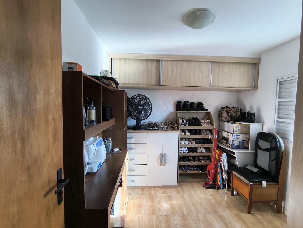 Casa à venda em Xaxim, Curitiba — Fava Imóveis